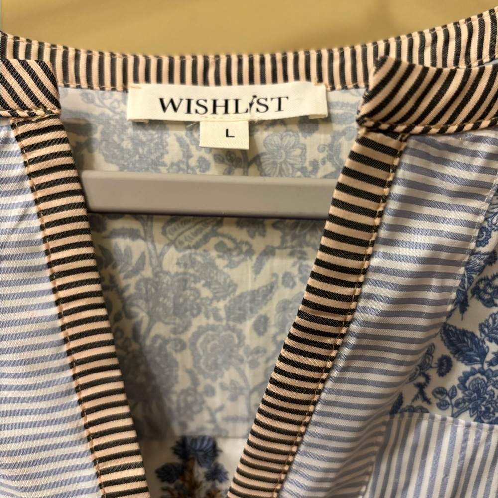 Wishlist Blue Floral Boho Top | Size L | Flutter Sleeve Blouse - Picture 4 of 5